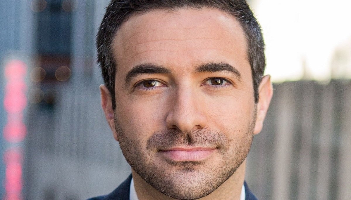 Ari Melber New Wife Is He In A Relationship? Dating History